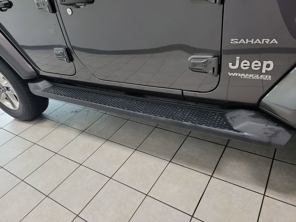 Certified 2022 Jeep Wrangler Unlimited Sahara AWD/4WD image 16
