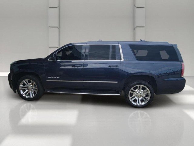 Used 2017 GMC Yukon XL SLT w/ Premium Edition RWD image 4