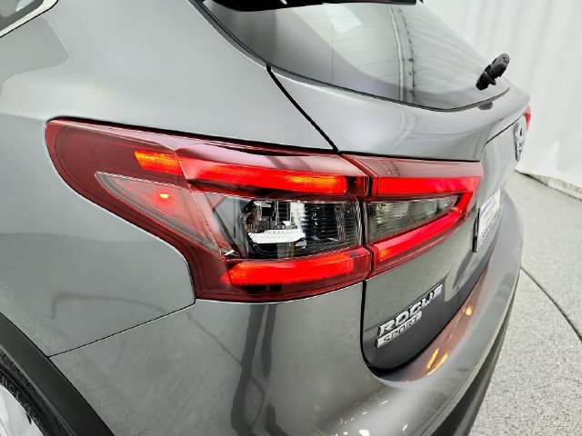 Used 2021 Nissan Rogue Sport S FWD image 30