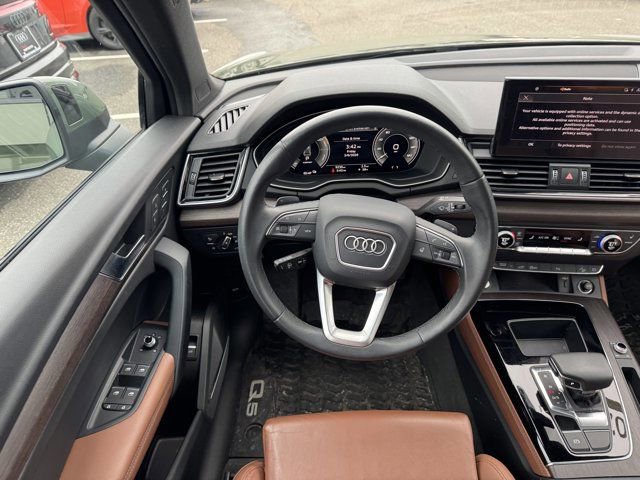 Used 2023 Audi Q5 e Premium Plus w/ Premium Plus Package AWD/4WD image 13
