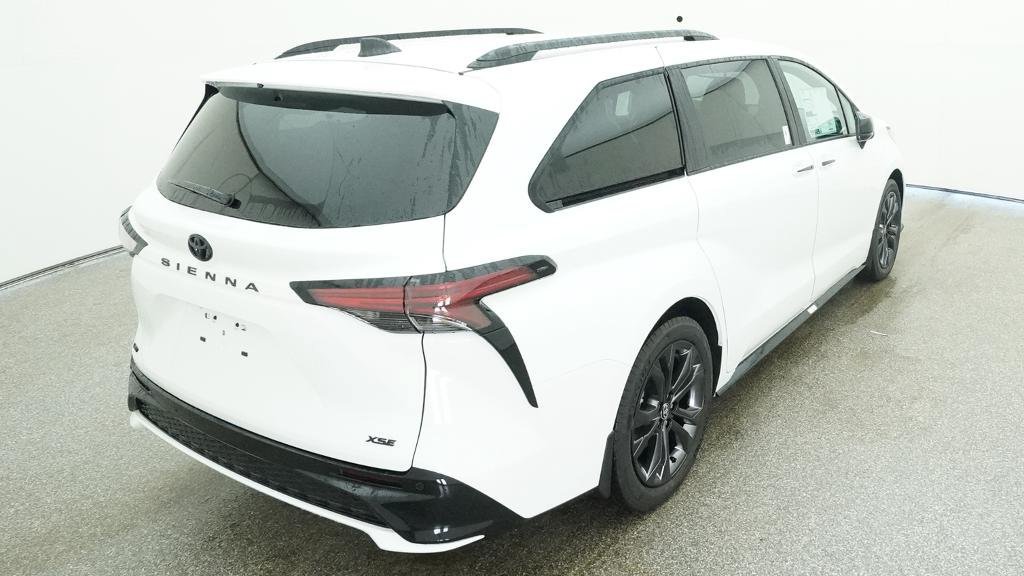 New 2026 Toyota Sienna XSE FWD image 22