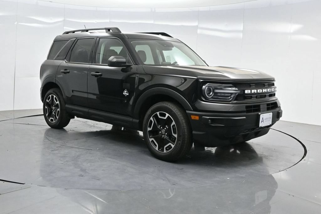 Used 2023 Ford Bronco Sport Outer Banks w/ Tech Package AWD/4WD image 36