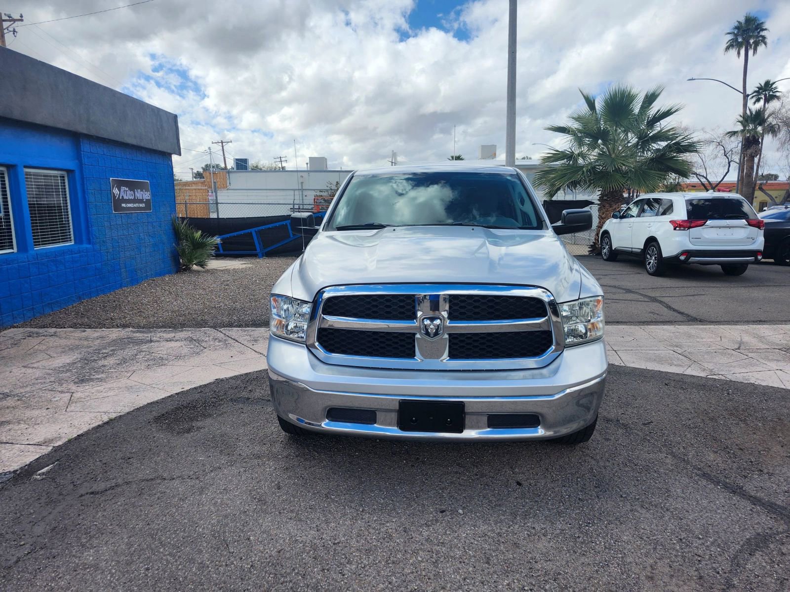 Used 2015 RAM 1500 Classic SLT image 6