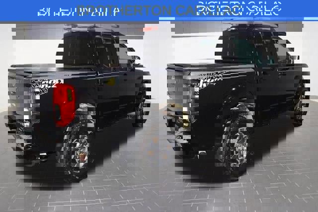 Used 2015 Nissan Frontier PRO-4X w/ Pro-4x Luxury Package image 4