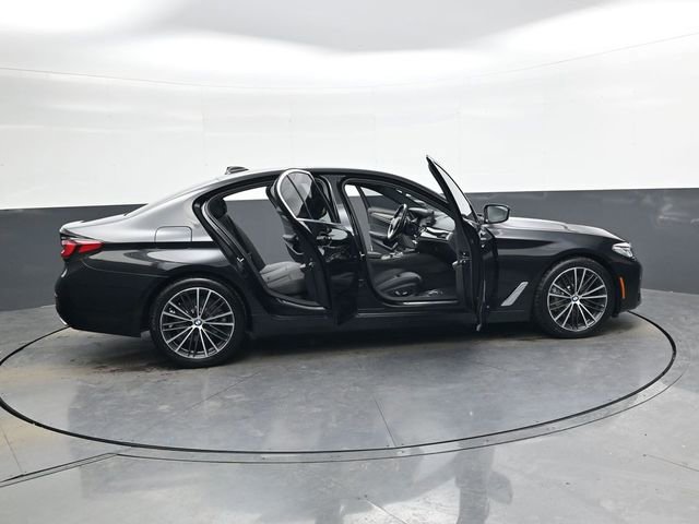 Used 2023 BMW 530i image 37