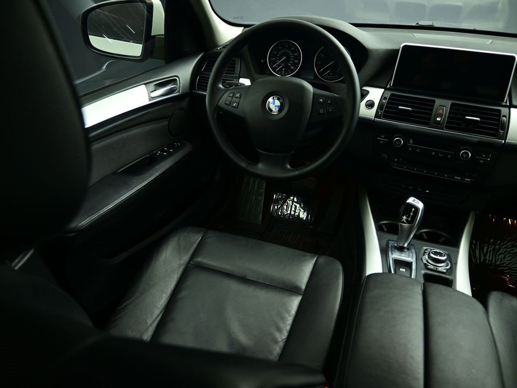 Used 2012 BMW X5 xDrive35i image 16