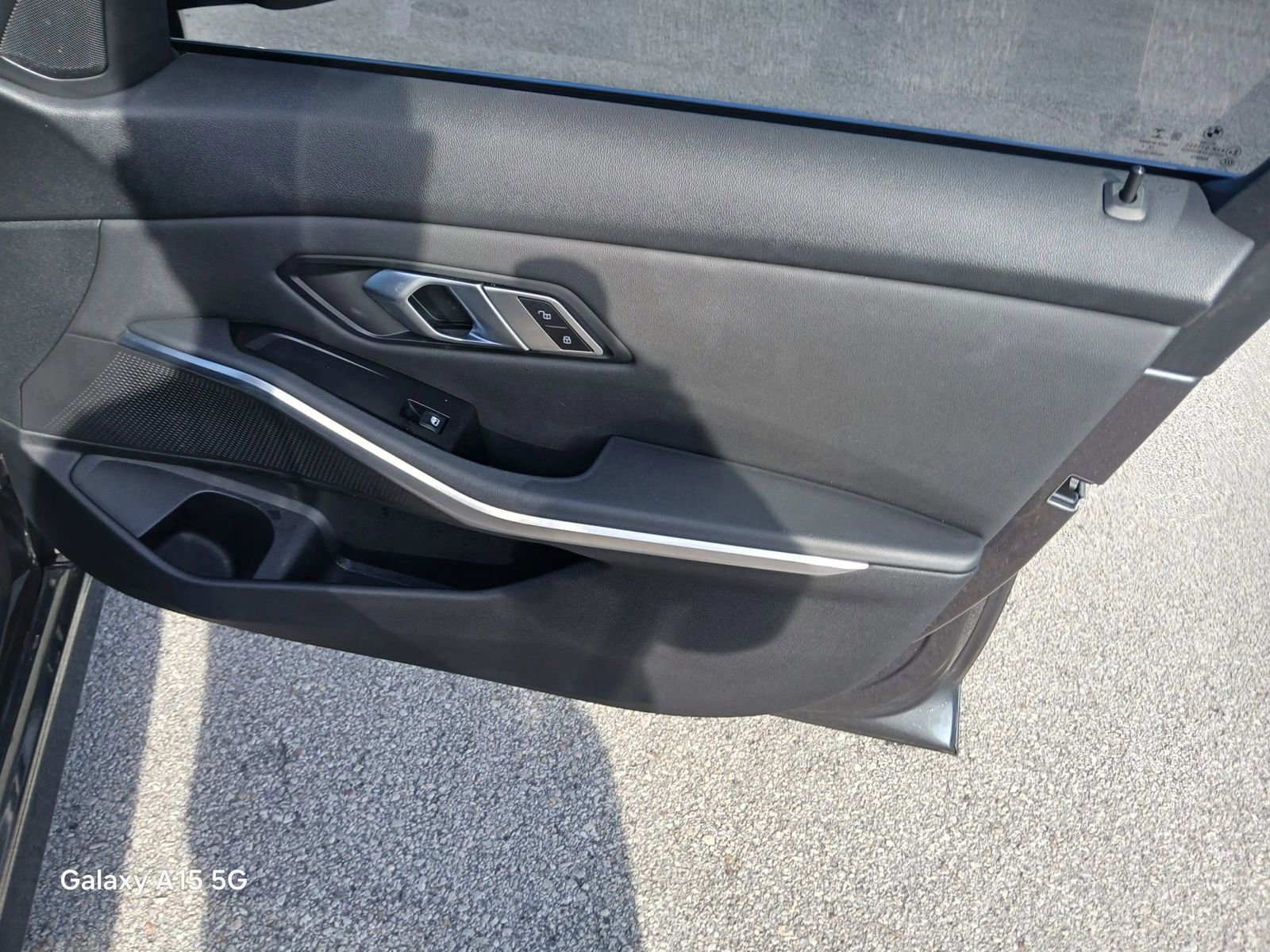Used 2019 BMW 330i Sedan w/ Convenience Package RWD image 17