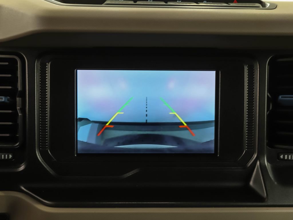 Used 2022 Ford Bronco Wildtrak image 16