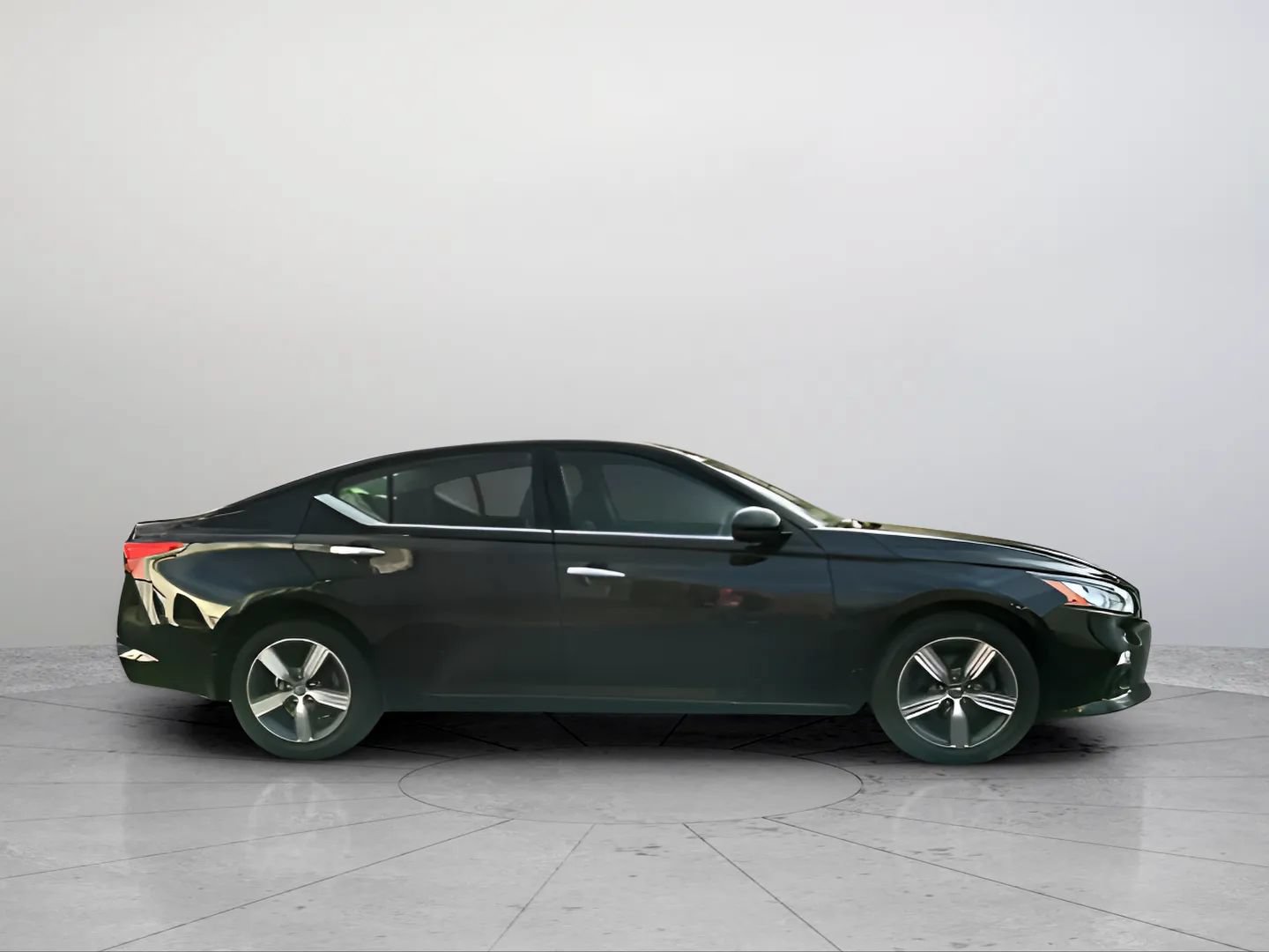 Used 2019 Nissan Altima 2.5 SV AWD/4WD image 12