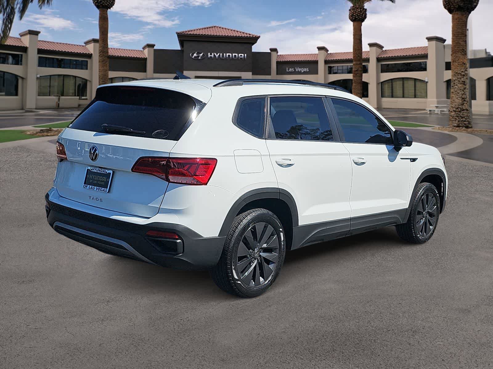 Used 2022 Volkswagen Taos S FWD image 8