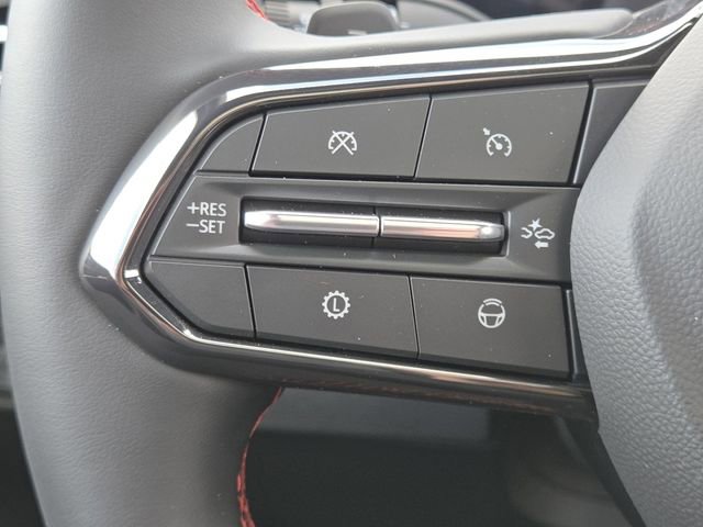 New 2026 Chevrolet Traverse RS w/ LPO, Floor Liner Package AWD/4WD image 16