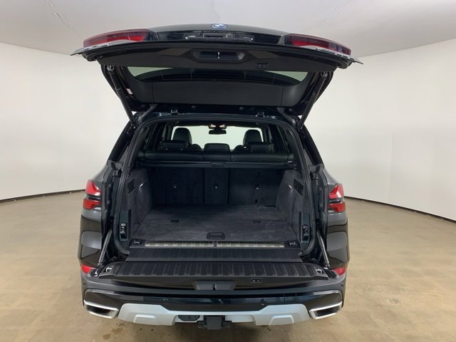 Used 2024 BMW X5 xDrive50e w/ Premium Package image 13