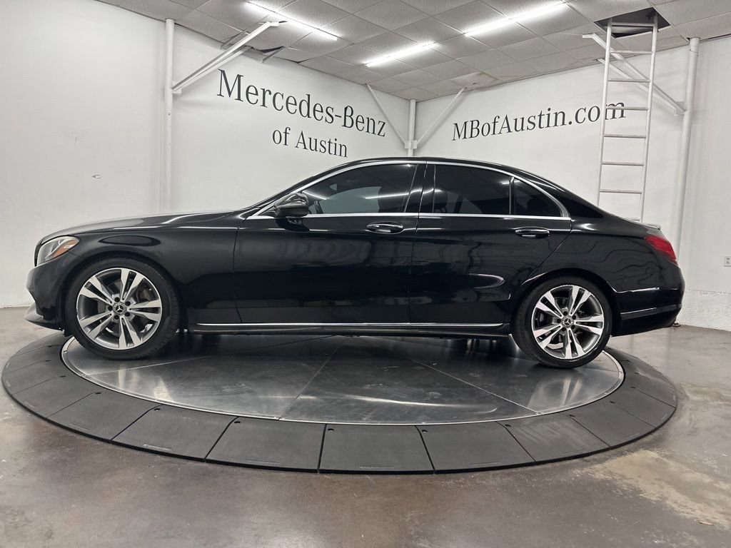 Used 2018 Mercedes-Benz C 300 Sedan image 4
