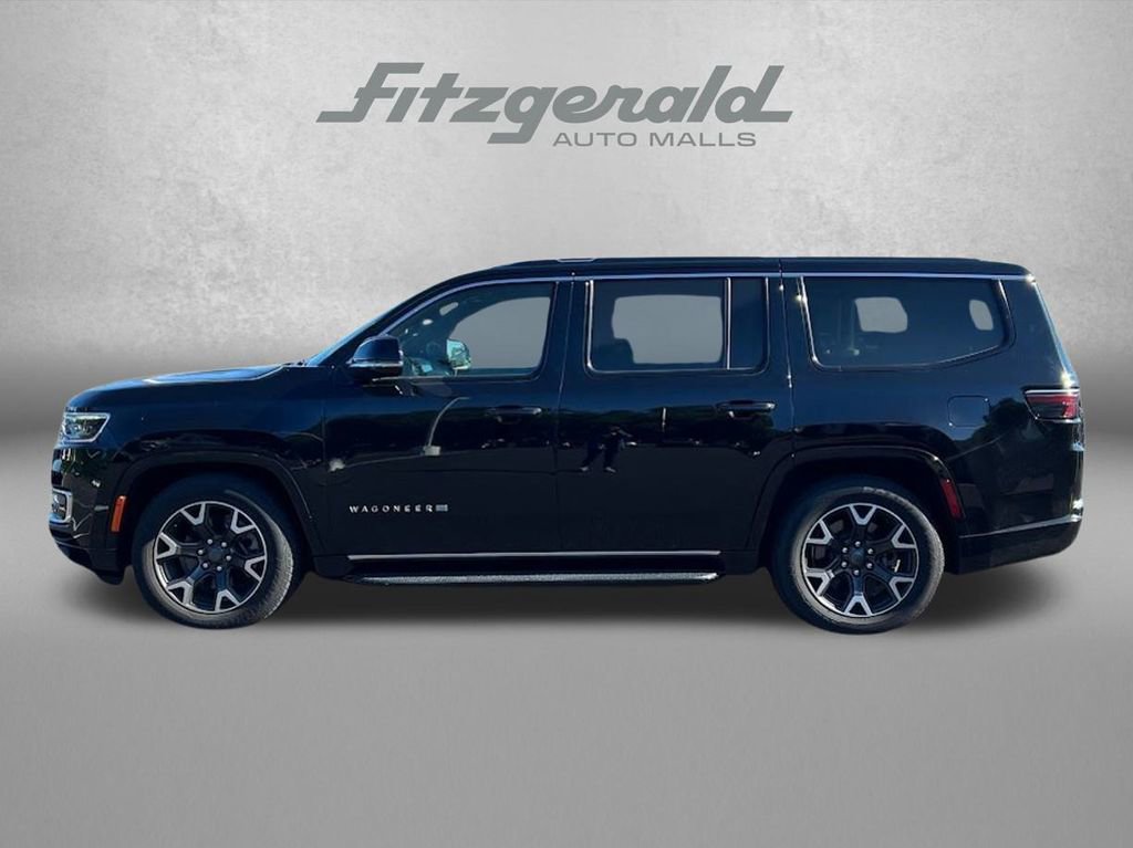 Used 2024 Jeep Wagoneer Series III AWD/4WD image 3