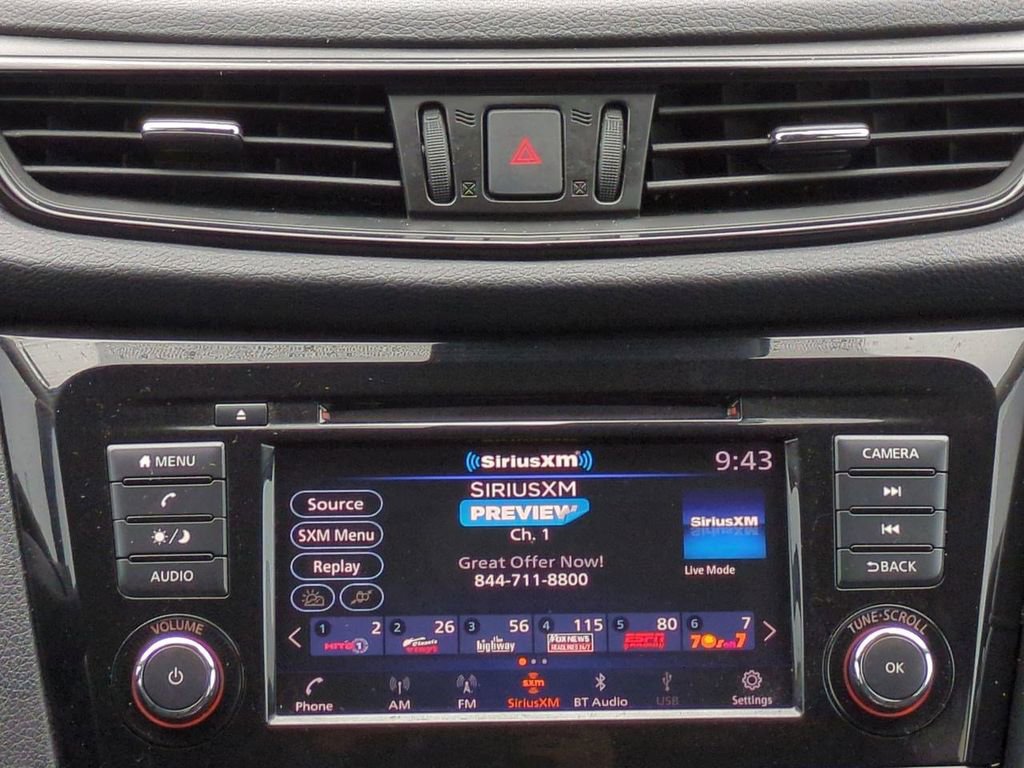 Used 2019 Nissan Rogue SV image 18