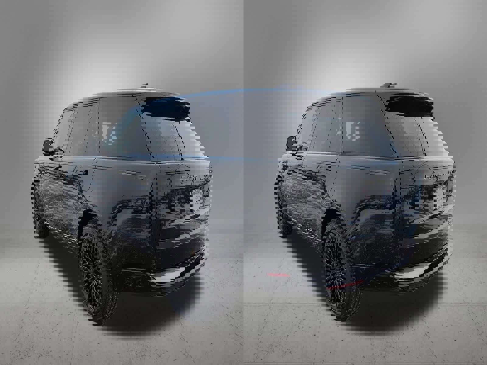 New 2026 Land Rover Range Rover SE image 4