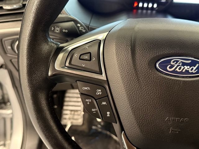 Used 2022 Ford Edge Titanium w/ Equipment Group 301A AWD/4WD image 19