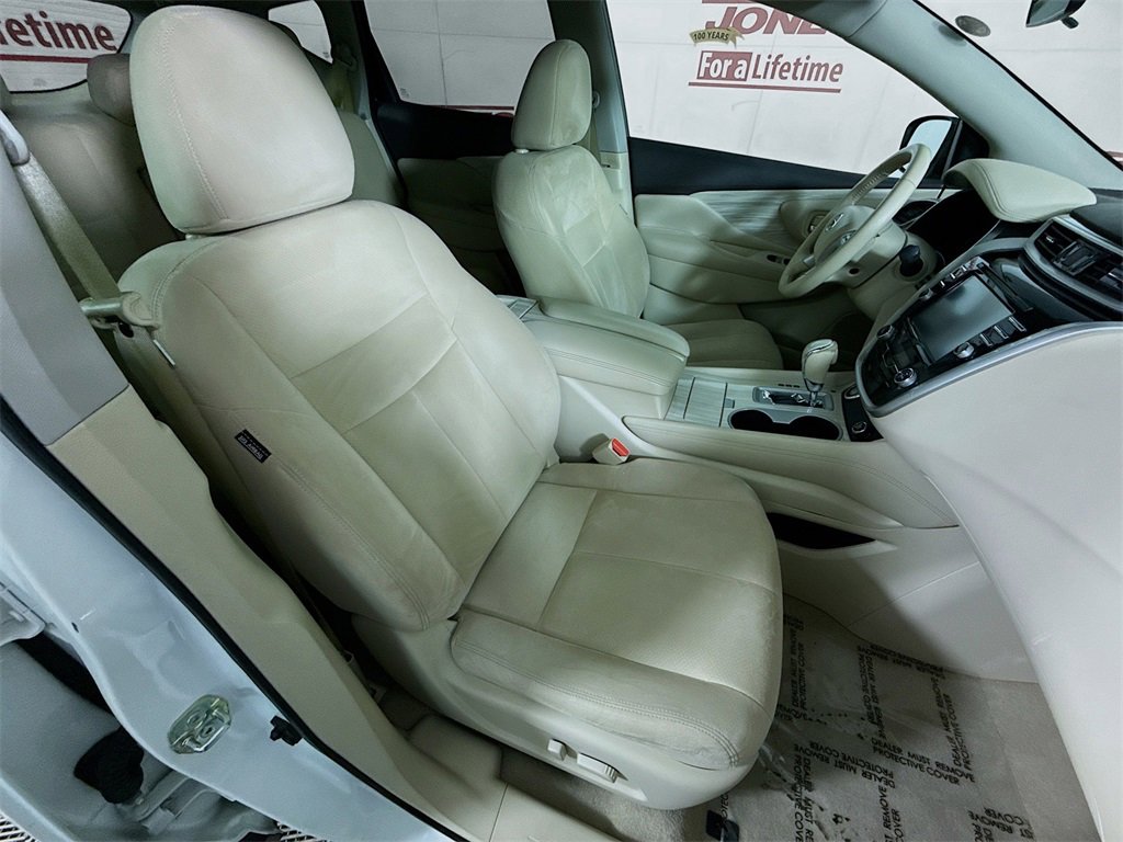 Used 2015 Nissan Murano SV image 29