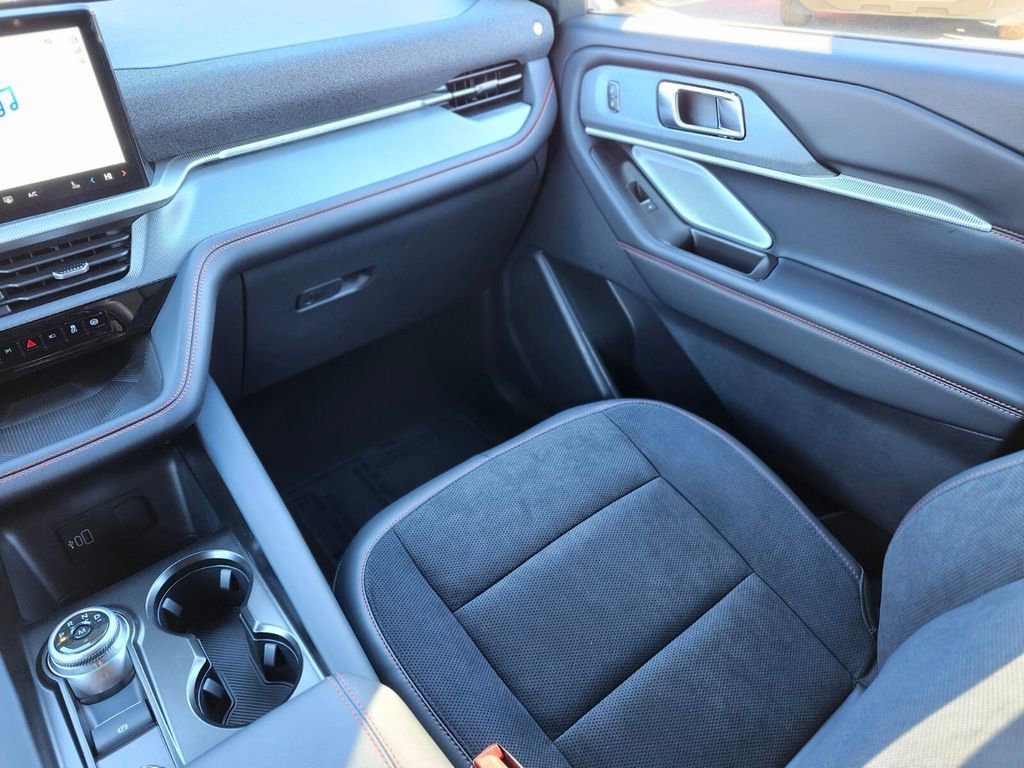 New 2026 Ford Explorer ST w/ Sun And Sound Package image 15