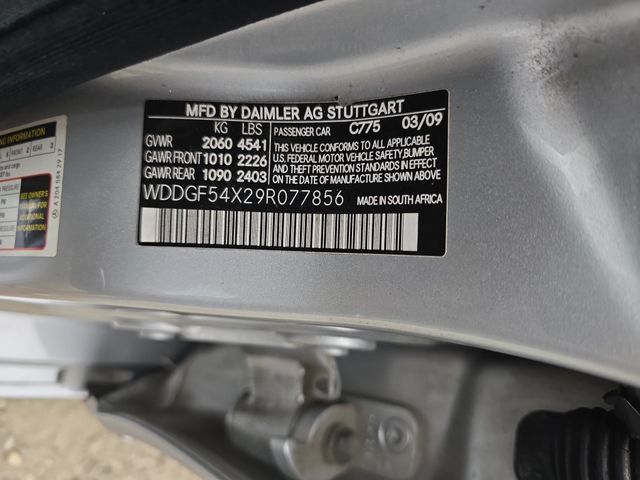 Used 2009 Mercedes-Benz C 300 Sedan image 32