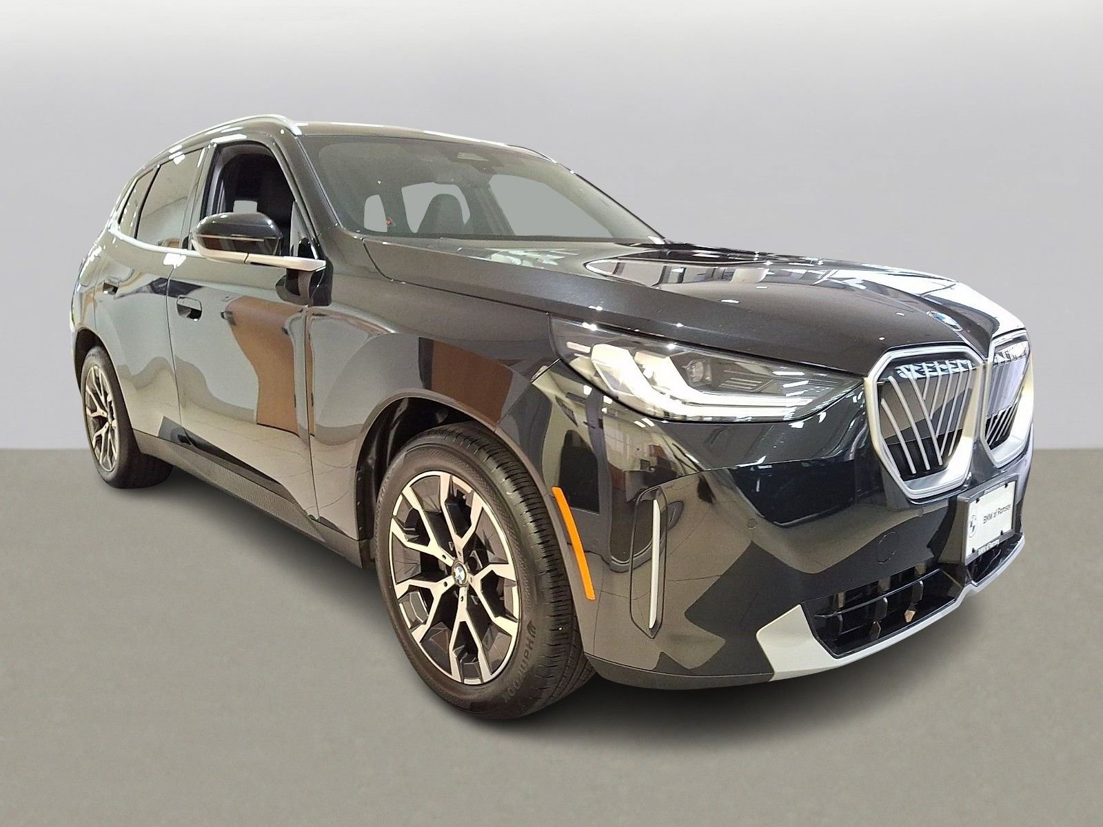 Used 2025 BMW X3 xDrive30i w/ Convenience Package AWD/4WD image 3