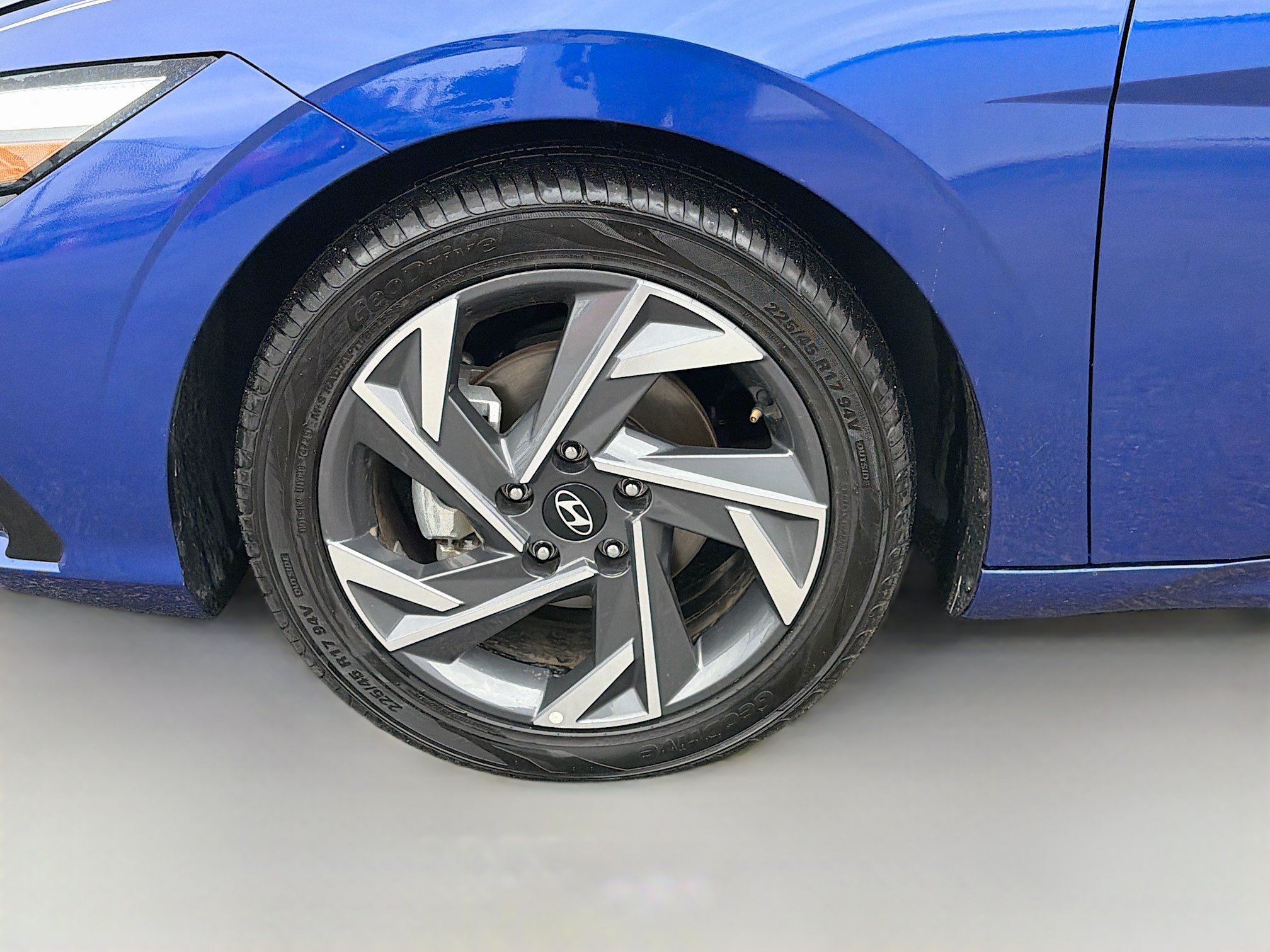 Used 2025 Hyundai Elantra Limited FWD image 39
