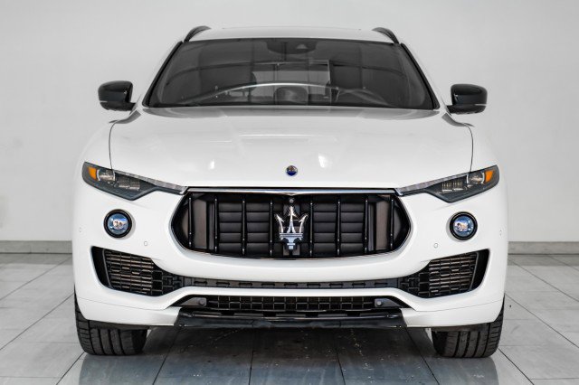 Used 2019 Maserati Levante image 3