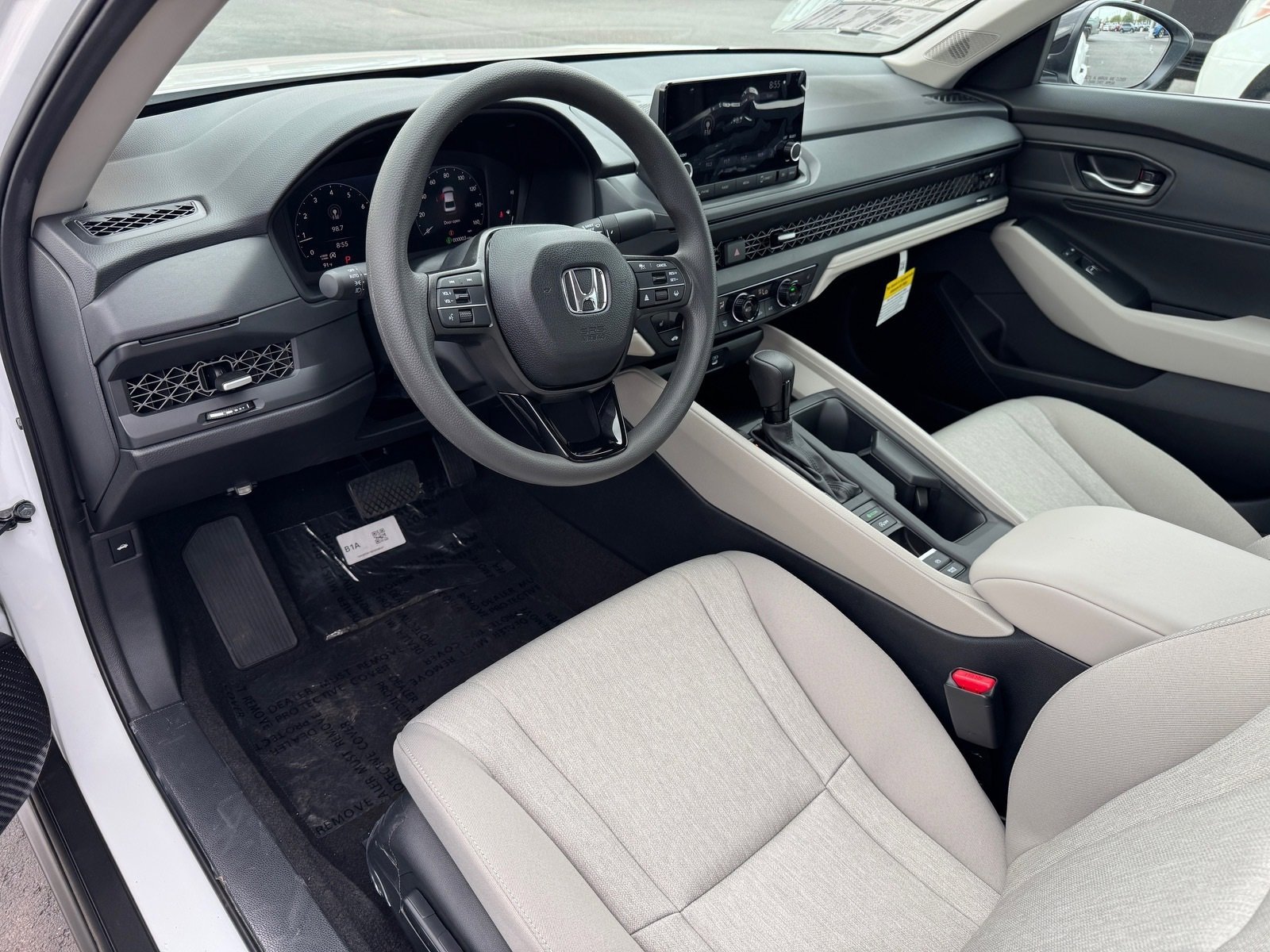 New 2025 Honda Accord SE image 11