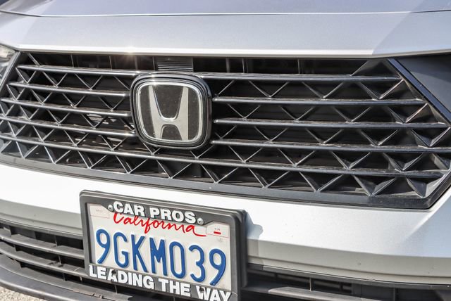 Used 2023 Honda Accord EX image 11