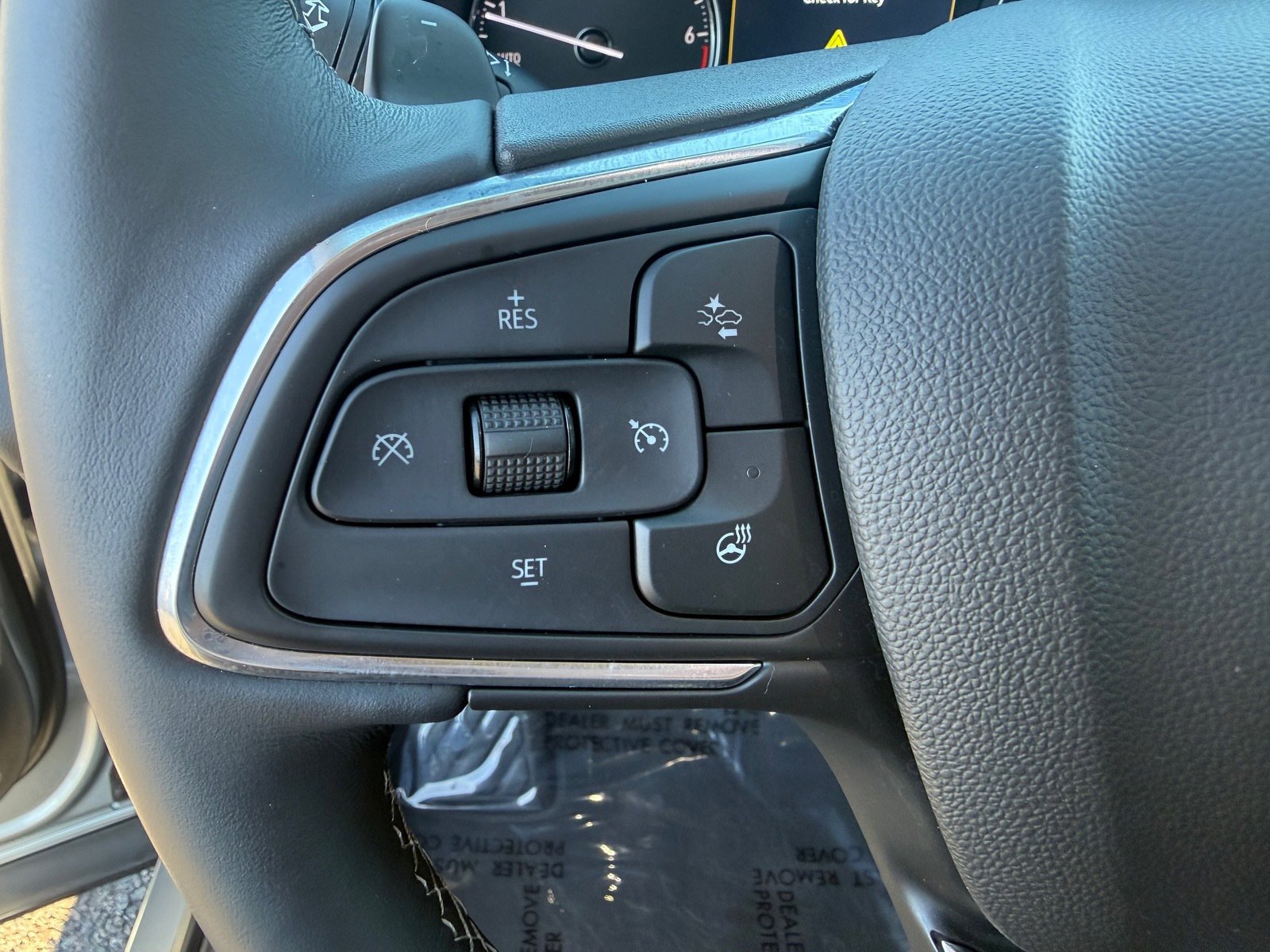 Used 2023 Buick Envision Essence w/ Sport Touring Package image 14