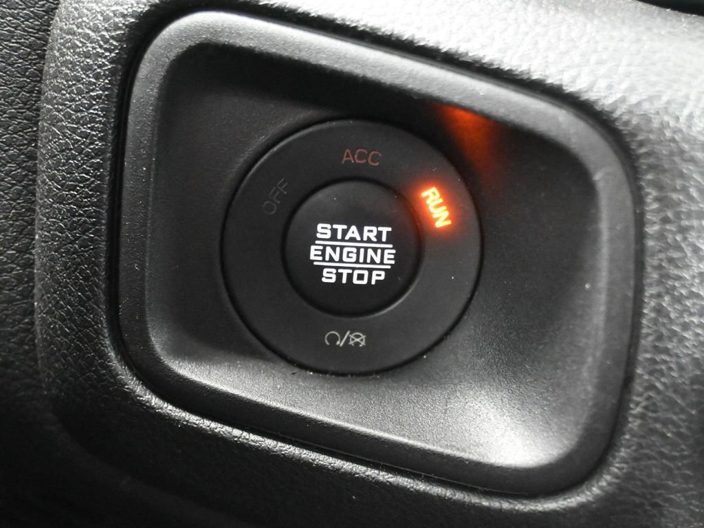 Used 2024 Jeep Gladiator Sport image 23