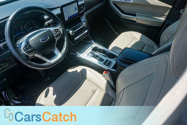 Used 2022 Ford Explorer Limited w/ Equipment Group 301A RWD image 17