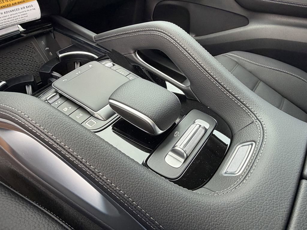 New 2026 Mercedes-Benz GLS 450 4MATIC image 28