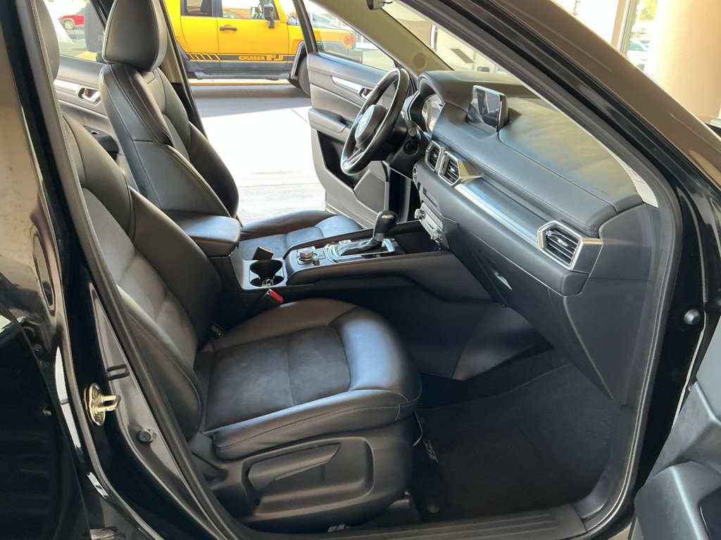 Used 2019 MAZDA CX-5 Touring image 14