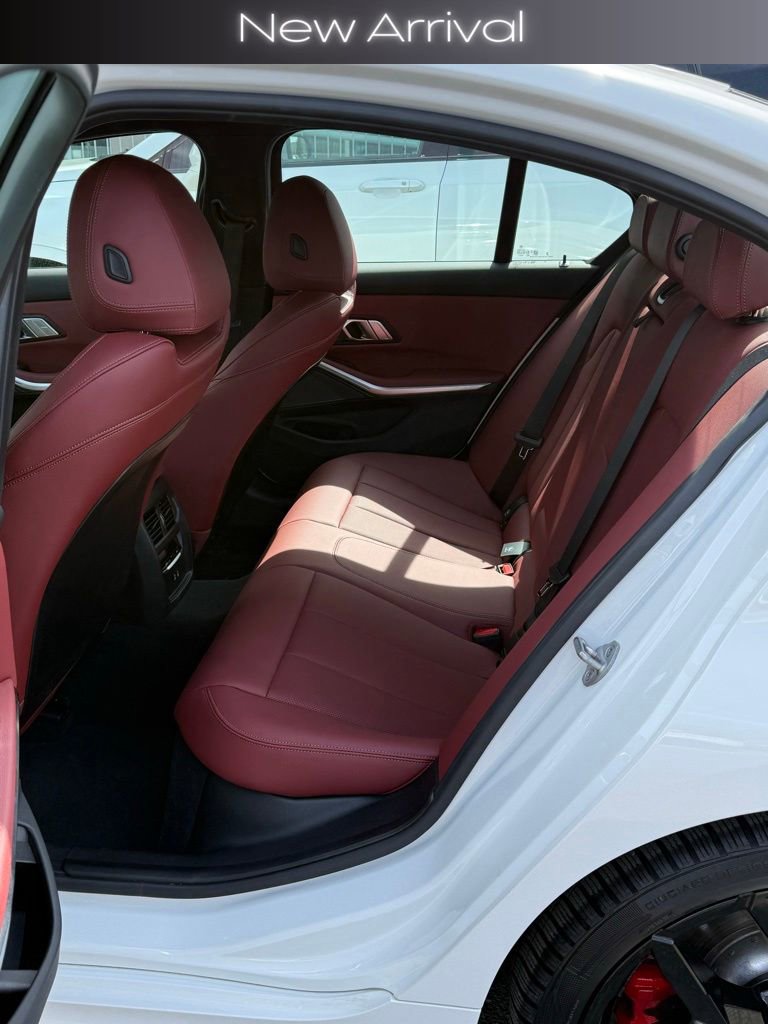 Used 2025 BMW M340i xDrive w/ Premium Package image 9