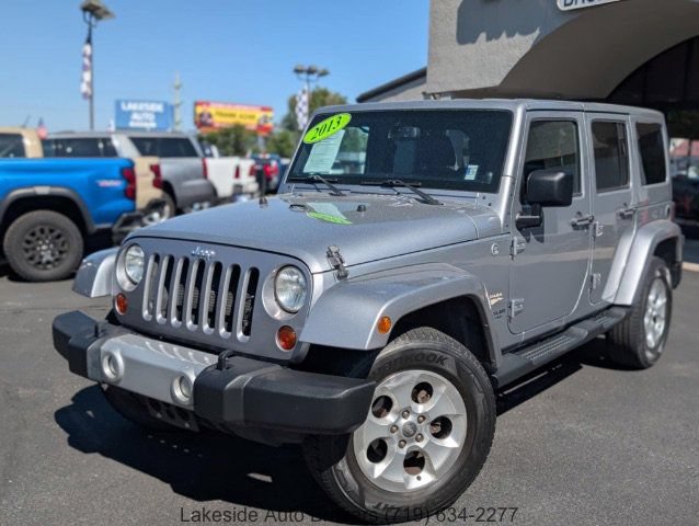 Used 2013 Jeep Wrangler Unlimited Sahara w/ Connectivity Group AWD/4WD image 2
