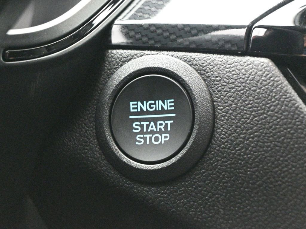 New 2025 Ford Escape ST-Line w/ Equipment Group 301A image 13