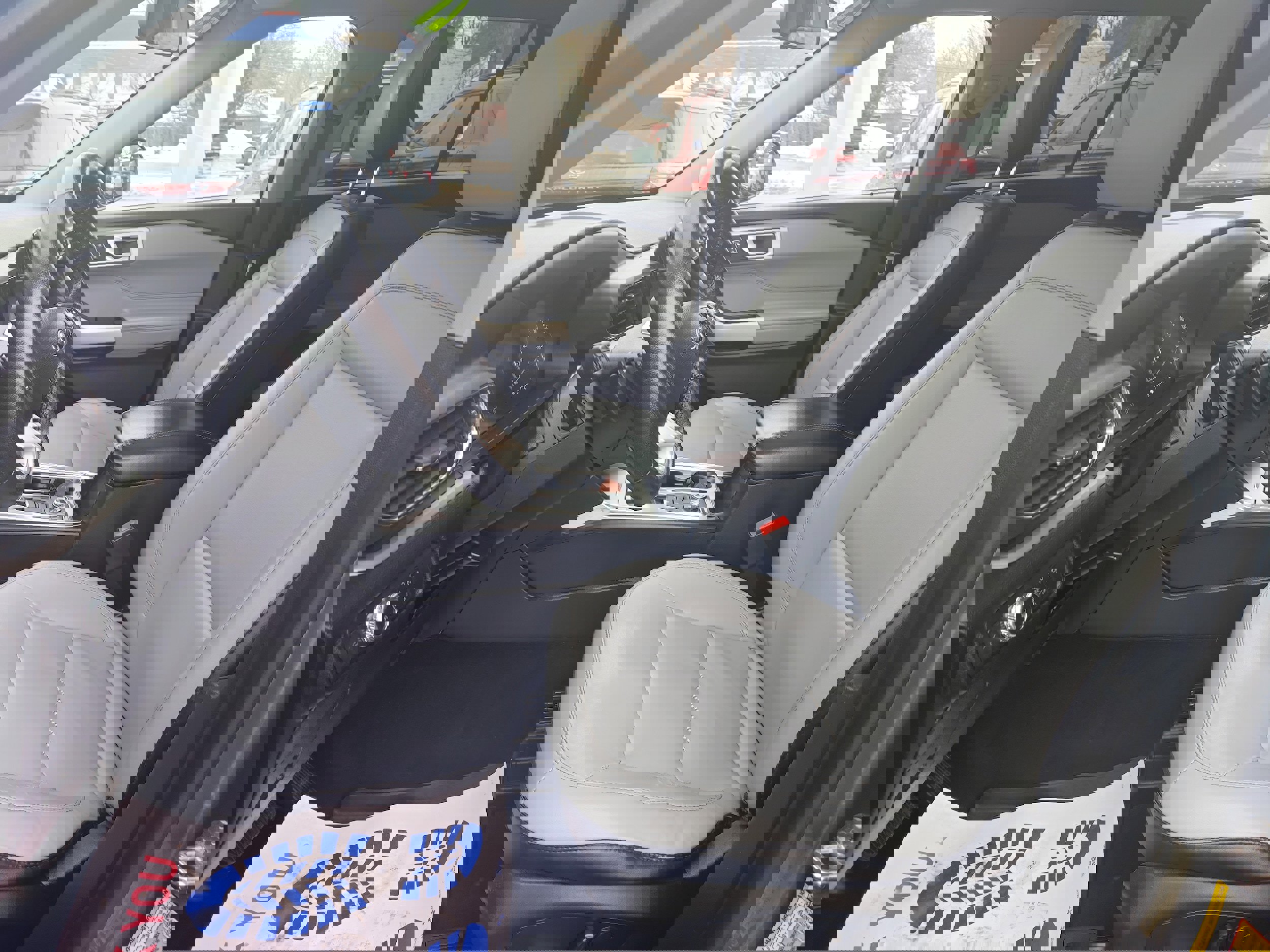 Used 2021 Ford Explorer XLT w/ Equipment Group 202A image 16