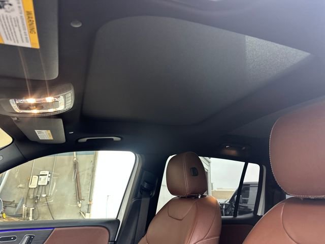 Used 2022 Mercedes-Benz GLB 250 image 20