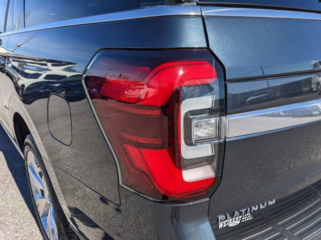 Certified 2022 Ford Expedition Max Platinum image 11