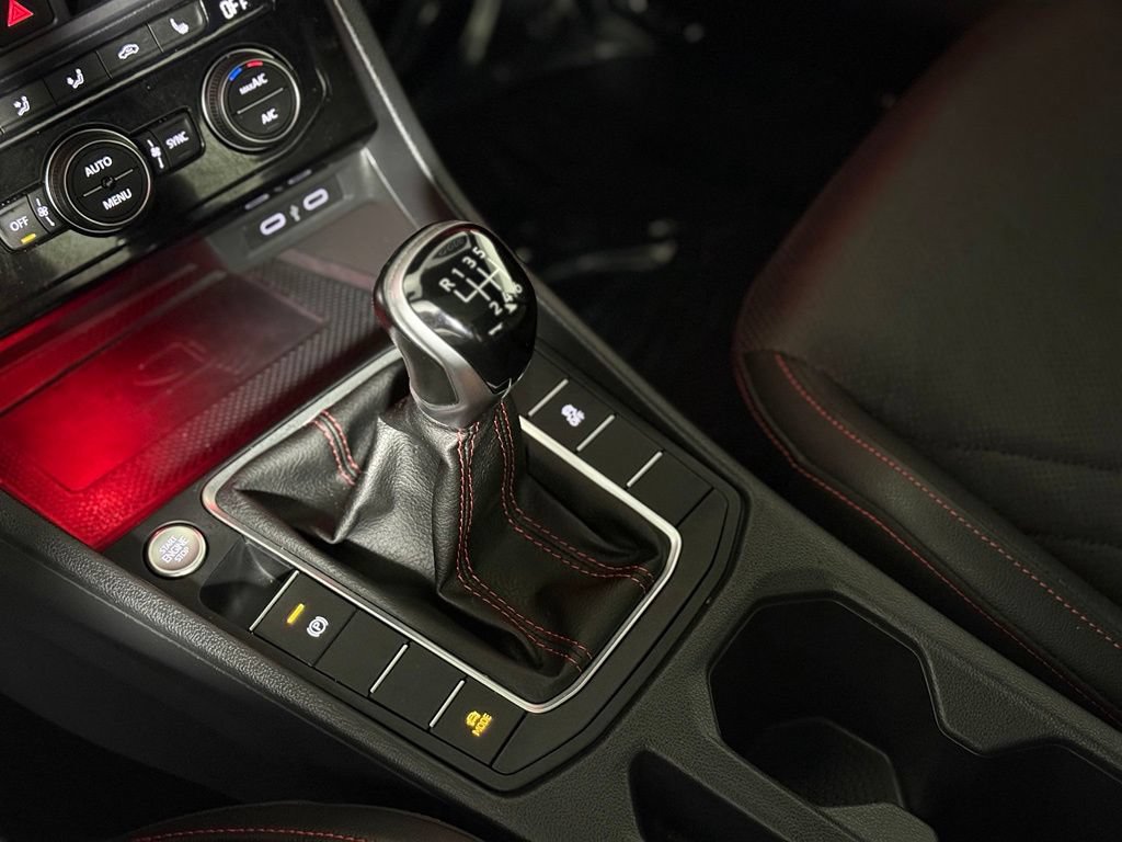 Used 2022 Volkswagen Jetta GLI Autobahn FWD image 16