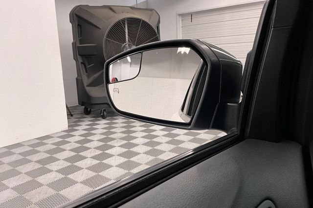 Used 2019 Ford Escape SEL AWD/4WD image 38