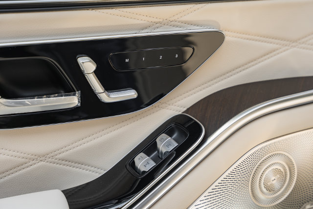New 2027 Mercedes-Benz S 580 4MATIC Sedan image 37