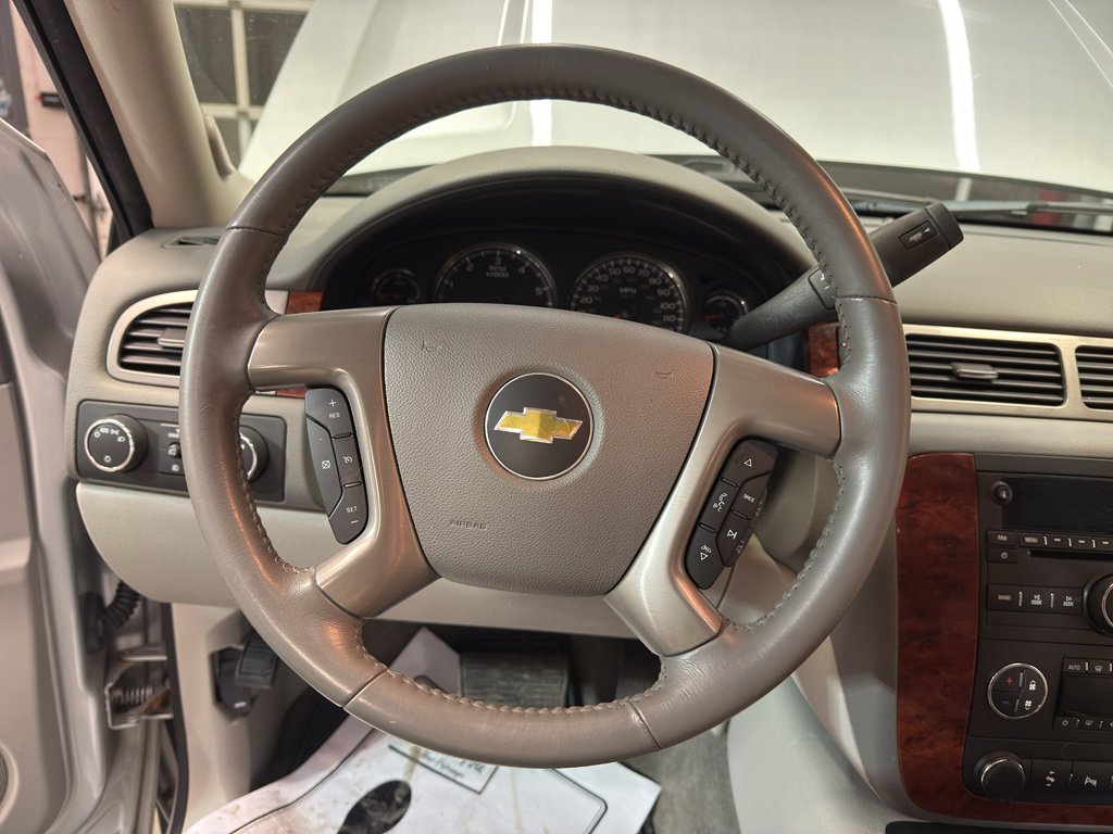 Used 2013 Chevrolet Avalanche LT w/ All-Star Edition image 17