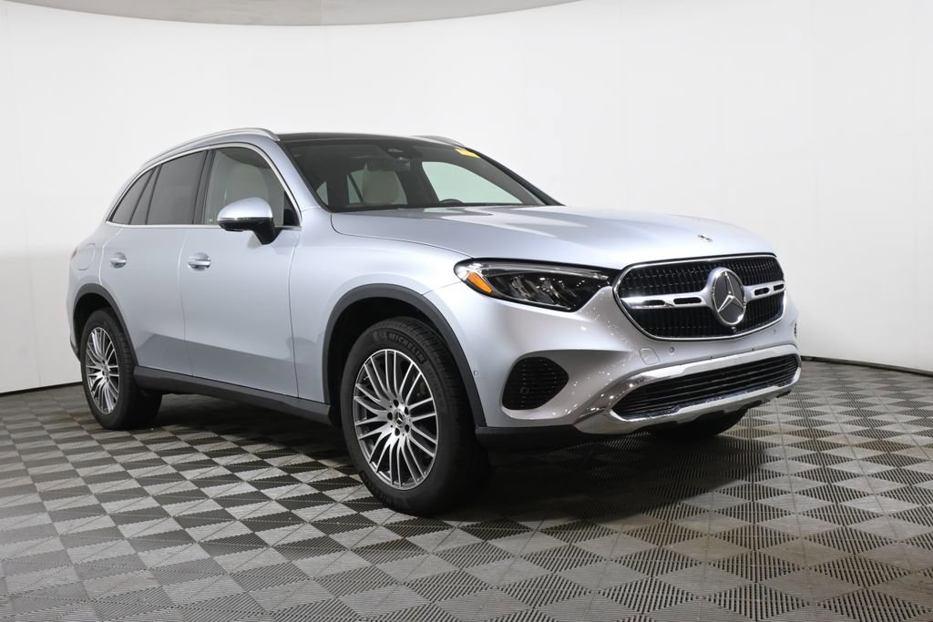 Used 2026 Mercedes-Benz GLC 300 4MATIC image 9