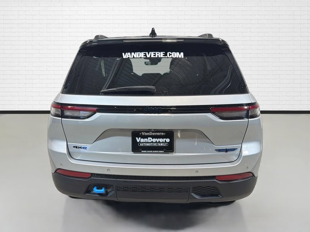Used 2023 Jeep Grand Cherokee Trailhawk AWD/4WD image 8