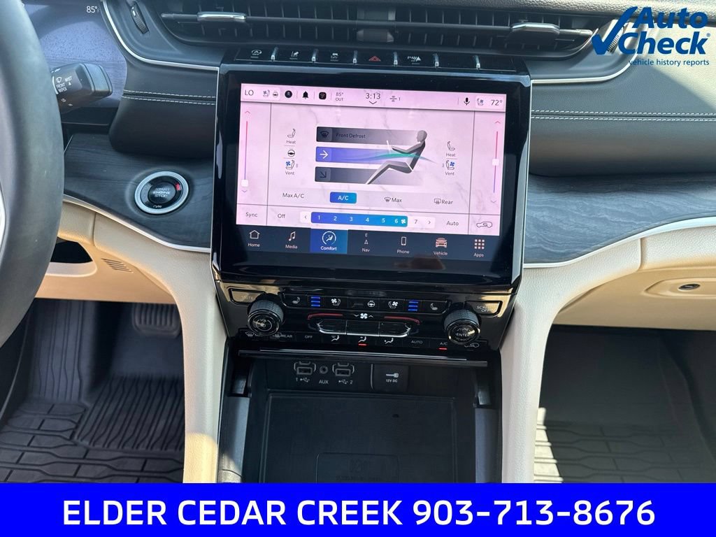 Used 2024 Jeep Grand Cherokee Limited w/ Luxury Tech Group II AWD/4WD image 19