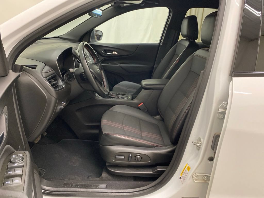 Used 2023 Chevrolet Equinox RS w/ LPO, Floor Liner Package AWD/4WD image 14