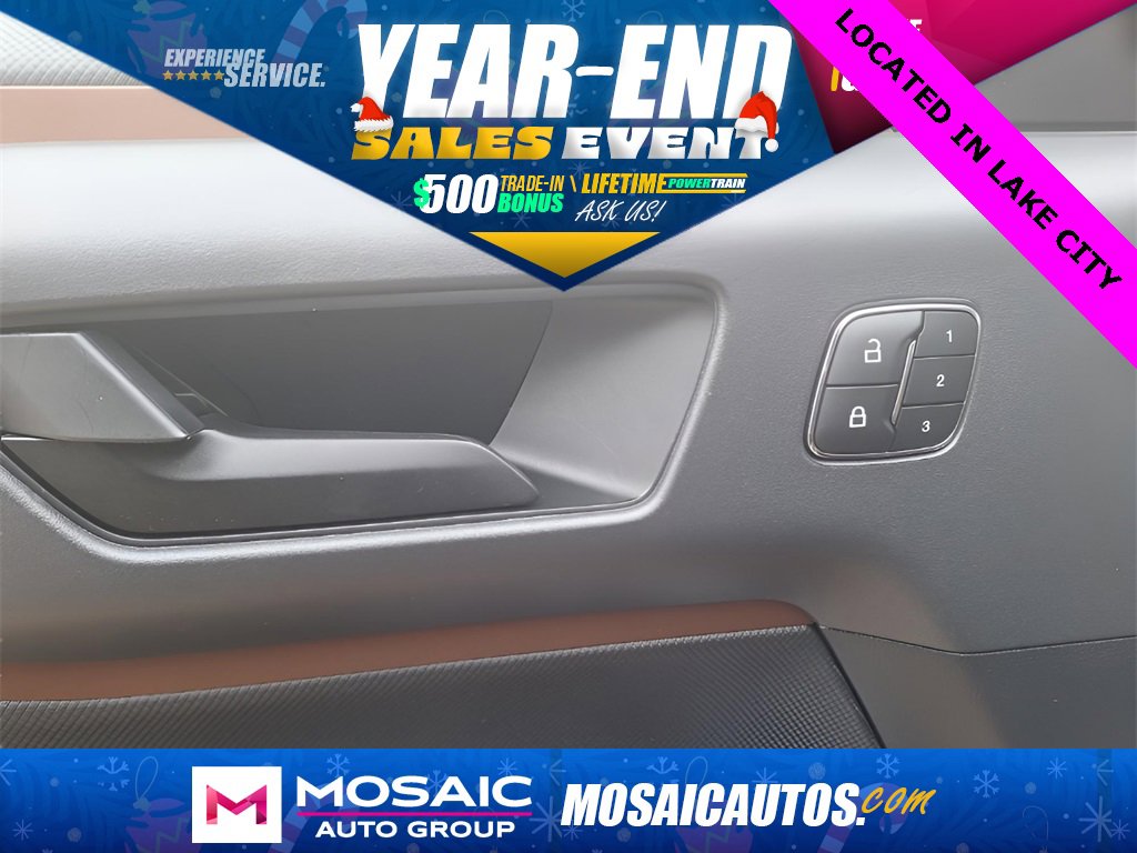 Used 2024 Ford Bronco Sport Badlands w/ Premium Package image 19