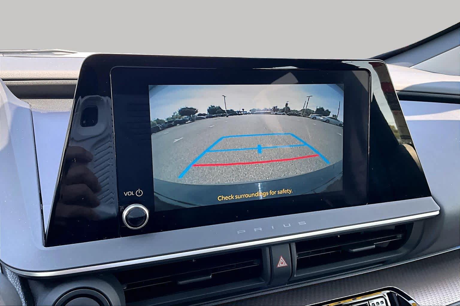 Used 2024 Toyota Prius XLE FWD image 26